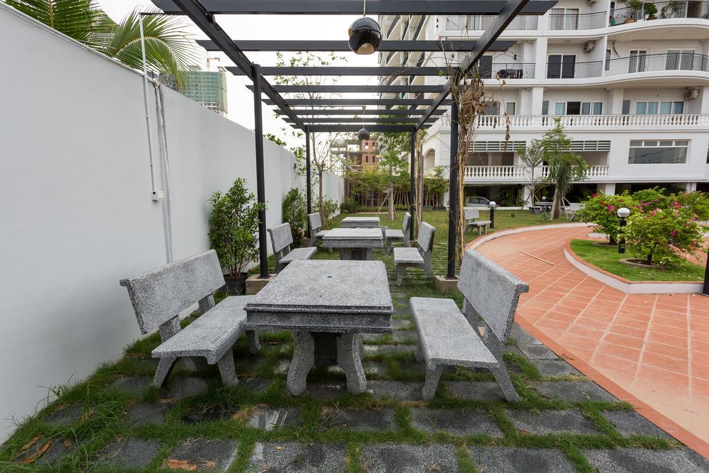 Mekongview 2 Condotel Phnom Penh Dış mekan fotoğraf